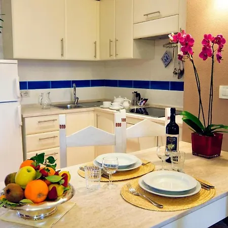 Sardinian-style 2 Bedroom Sleeps 7 Apartment